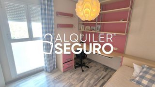 Piso en alquiler en Palacio de Congresos - Urbadiez - Entrepuentes en Sevilla