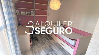Piso en alquiler en Palacio de Congresos - Urbadiez - Entrepuentes en Sevilla