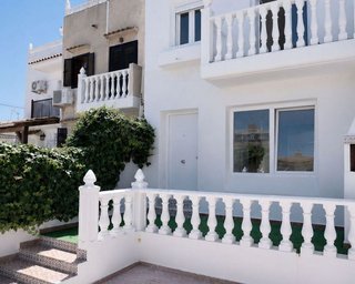 Casa adosada en venta en Playa de los Locos en Torrevieja