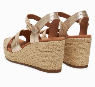 Sandalias Clarks doradas cuña esparto Tall 41