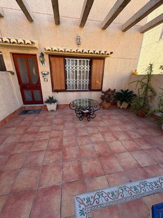 Casa pareada en alquiler en Torrelamata - La Mata en Torrevieja