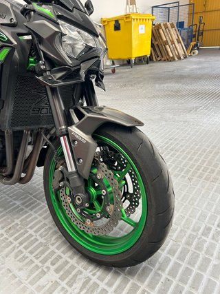 Kawasaki Z900 A2 Naked Negra/Verde