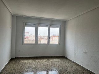 Piso en alquiler en Zona Avenida al Vedat en Torrent