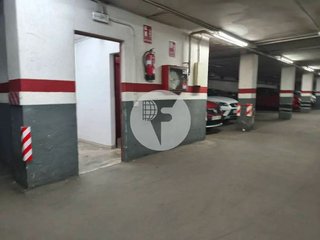 Garaje en venta en Centre - Col.legis Nous - Riera Seca en Mollet del Vallès