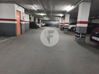 Garaje en venta en Centre - Col.legis Nous - Riera Seca en Mollet del Vallès