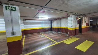 Garaje en alquiler en Palos de Moguer en Madrid