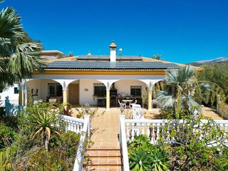 Cortijo en venta en Centro Histórico en Vélez-Málaga