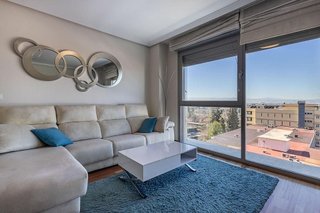 Piso en venta en Camino de Ronda - Rosaleda en Granada