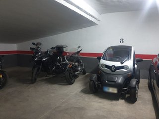 Garaje en alquiler en Palos de Moguer en Madrid