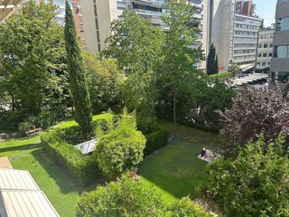 Oficina en alquiler en El Viso en Madrid