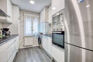 Piso en venta en Los Rosales en Madrid
