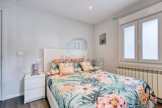 Piso en venta en Los Rosales en Madrid