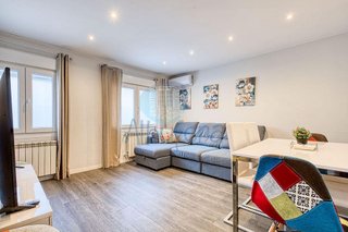 Piso en venta en Los Rosales en Madrid