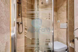 Piso en venta en Los Rosales en Madrid