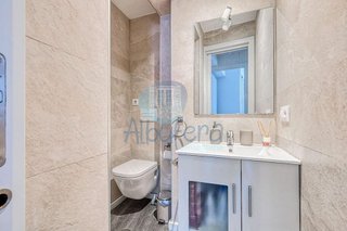 Piso en venta en Los Rosales en Madrid