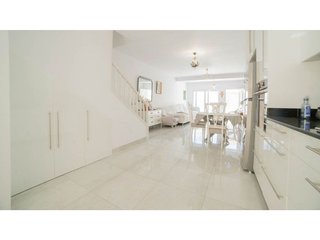 Casa adosada en venta en Playa de los Locos en Torrevieja