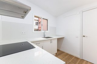 Piso en venta en Les Planes en Hospitalet de Llobregat, L´