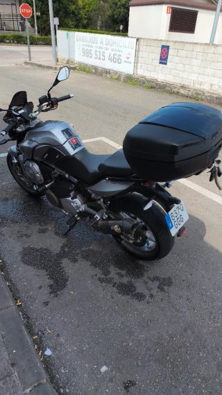 Aprilia Mana 850 Naked Plata