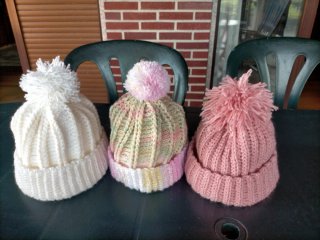 Gorros de invierno con pompón