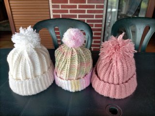 Gorros de invierno con pompón