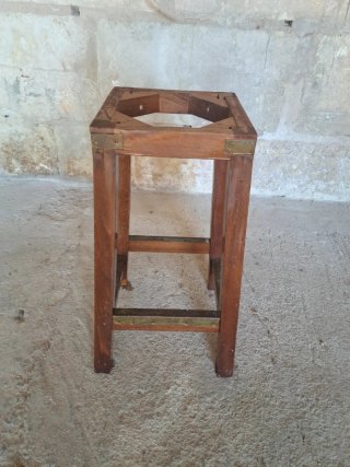 Base taburete alto madera y metal