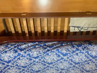 Cama nido de madera con colchon azul