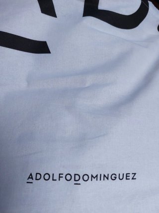 Bolso negro acolchado