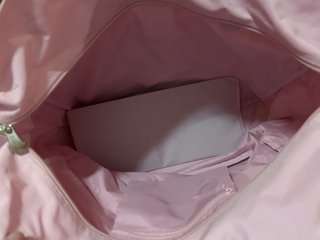 Bolso Kelme rosa con adornos