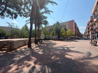 Local comercial en venta en Florida Alta en Alicante