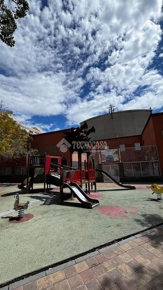 Local comercial en venta en Florida Alta en Alicante
