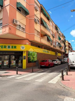 Local comercial en venta en Florida Alta en Alicante