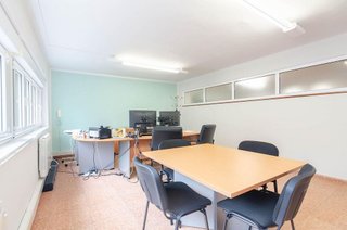 Local comercial en venta en Auditorio - Parque Invierno en Oviedo