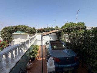 Casa adosada en venta en La Siesta - El Salado - Torreta en Torrevieja