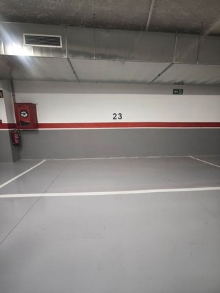 Garaje en venta en Centre en Badalona