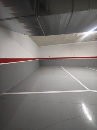 Garaje en venta en Centre en Badalona