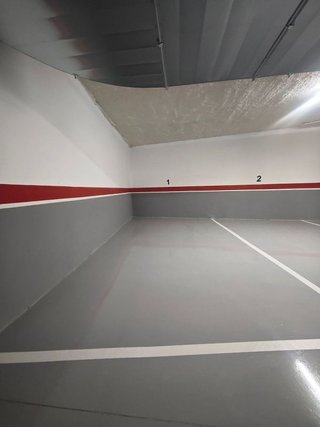 Garaje en venta en Centre en Badalona