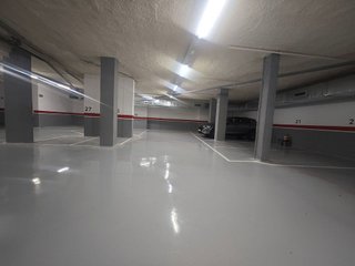 Garaje en venta en Centre en Badalona