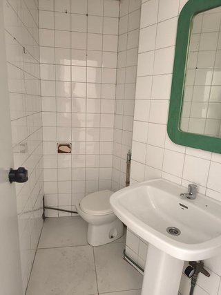 Local comercial en alquiler en Plaza España - Villa Pilar - Reyes Católicos - Vadillos en Burgos