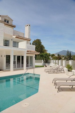 Casa en alquiler en Nueva Andalucía en Marbella