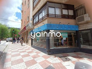 Local comercial en alquiler en Peñamefecit - Avda Barcelona en Jaén