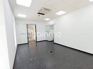 Local comercial en alquiler en Avda de Madrid - Pº de la Estación en Jaén