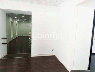 Local comercial en alquiler en Avda de Madrid - Pº de la Estación en Jaén