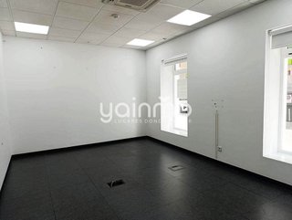 Local comercial en alquiler en Avda de Madrid - Pº de la Estación en Jaén