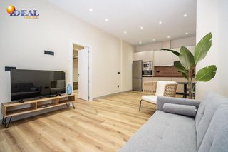 Piso en venta en Camino de Ronda - Rosaleda en Granada