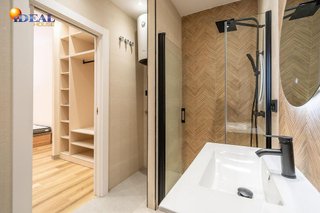 Piso en venta en Camino de Ronda - Rosaleda en Granada