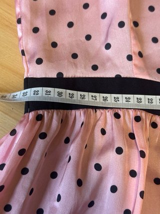 Vestido de verano rosa lunares