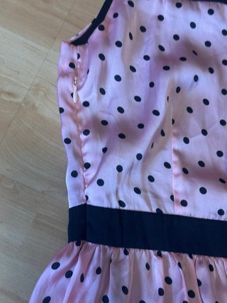Vestido de verano rosa lunares