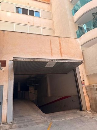 Garaje en venta en Zona Puerto Deportivo en Fuengirola