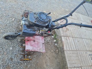 Motocultor pequeño a coplar rueda
