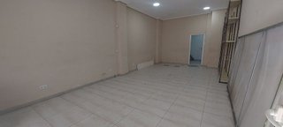 Local comercial en alquiler en Abrantes en Madrid